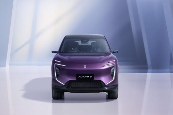 AVATR  07 Max RWD exterior 5
