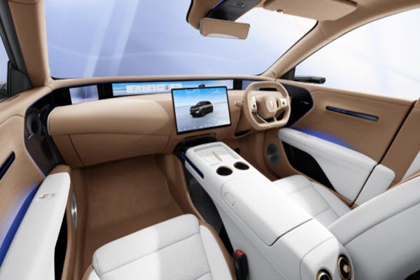 AVATR  07 Max RWD interior 5