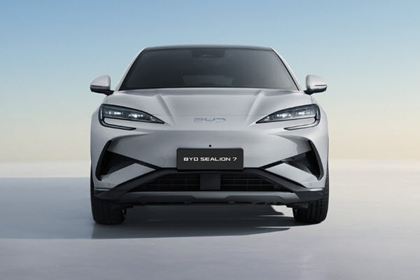 BYD SEALION 7 AWD Performance exterior 2