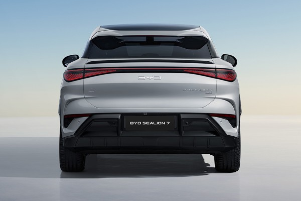 BYD SEALION 7 AWD Performance exterior 3