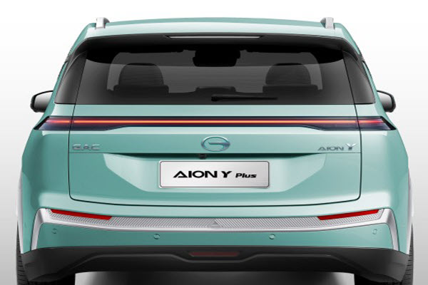 GAC Aion Y Plus 490 Premium exterior 3