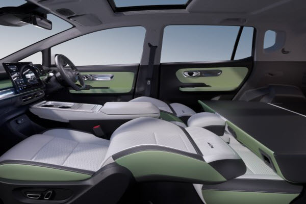GAC Aion Y Plus 490 Premium interior 6