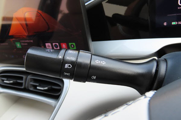 Geely EX2 Max interior 4