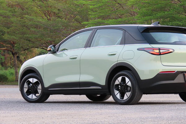 Geely EX2 Pro exterior 2
