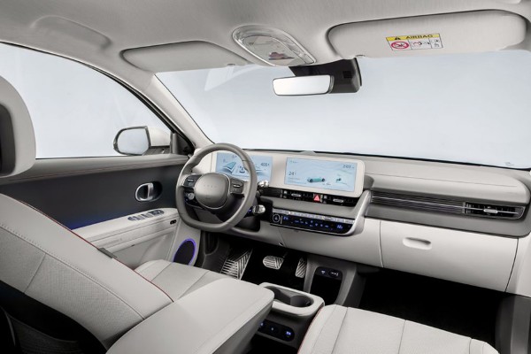 Hyundai IONIQ 5 First Edition interior 1