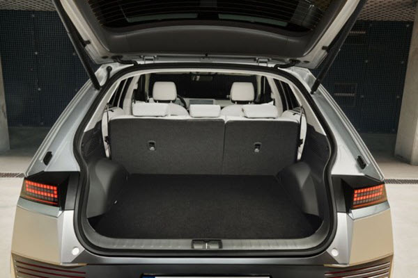 Hyundai IONIQ 5 First Edition interior 8