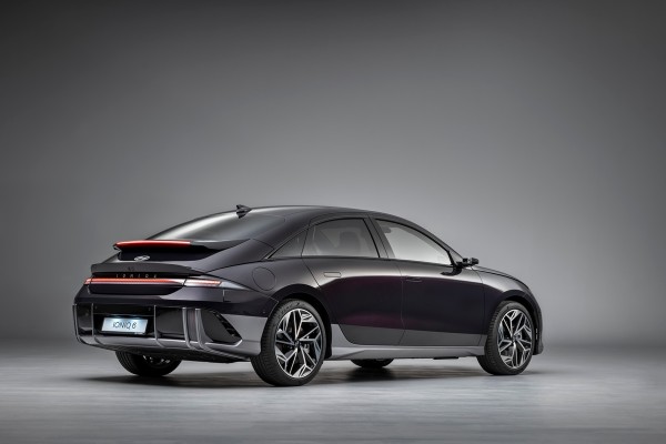 Hyundai IONIQ 6 Exclusive exterior 3