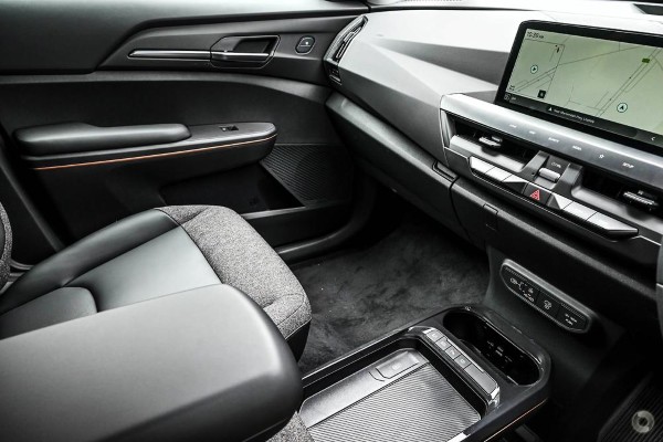 Kia EV5 EARTH Long Range FWD interior 2