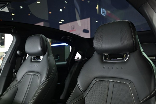 Mazda  6e PREMIUM interior 2