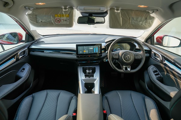 MG ES interior 2
