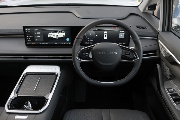 MG MAXUS 7 Model X interior 2