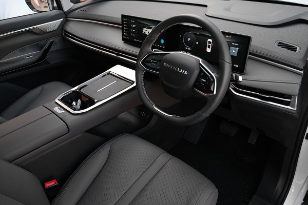 MG MAXUS 7 Model X interior 3