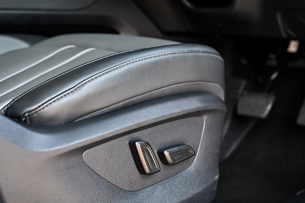 MG S5 EV Plus MODEL D+ interior 5