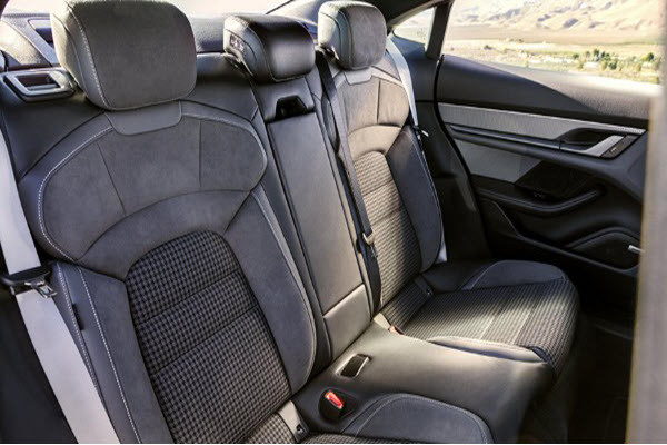 Porsche Taycan Turbo GT interior 6