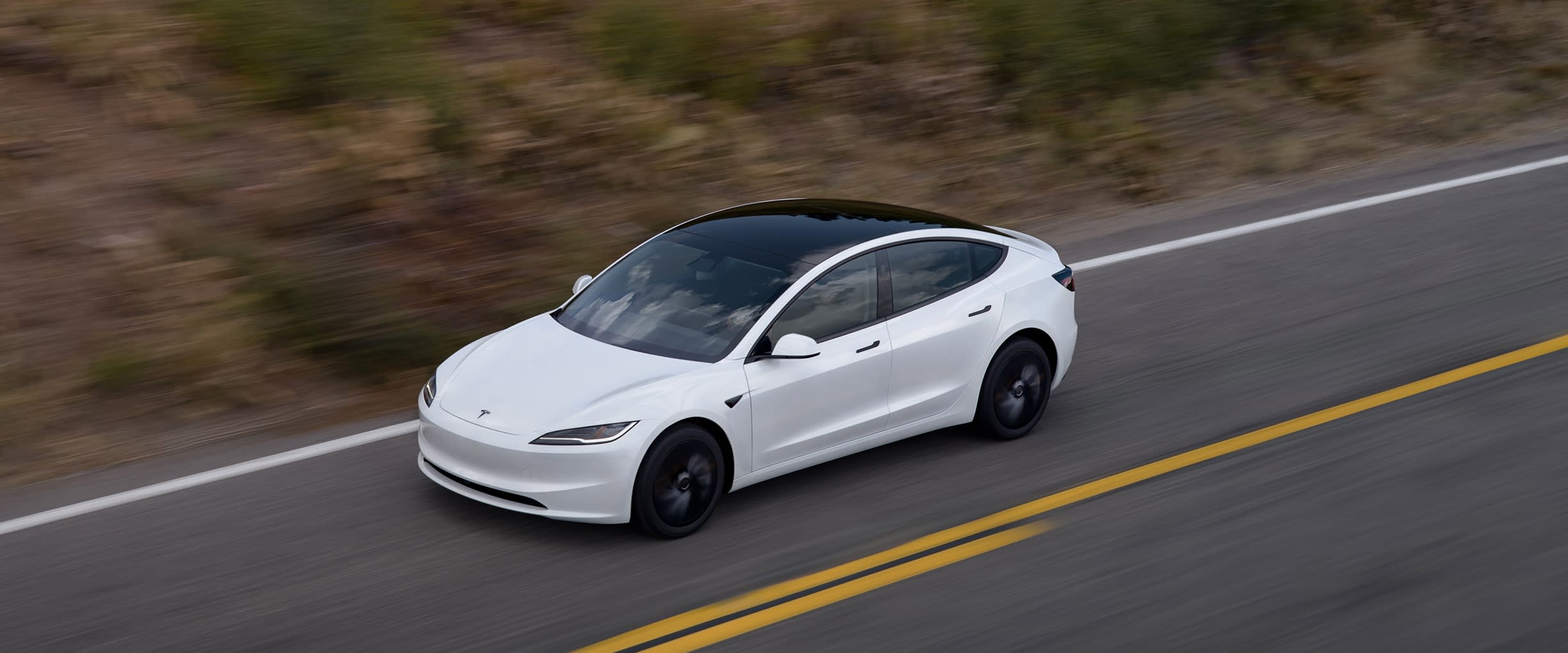 Tesla Model 3 RWD exterior 2