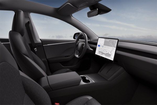 Tesla Model 3 RWD interior 6