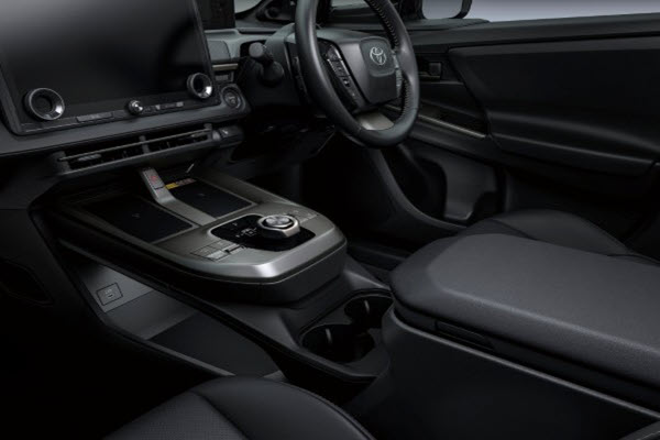 Toyota bZ4X AWD interior 3