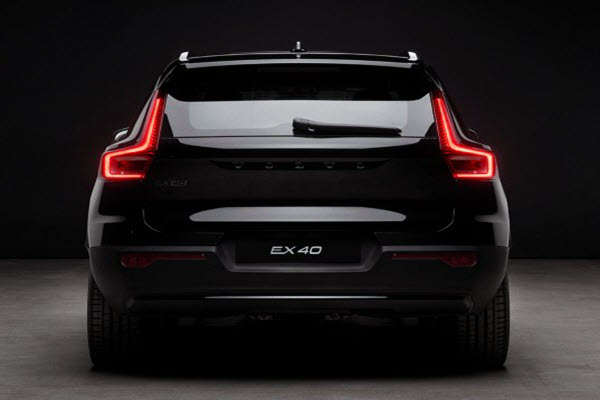 Volvo EX40 Ultra Single Motor exterior 6