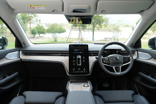 Volvo EX90 Twin Motor Performance Ultra7 interior 1