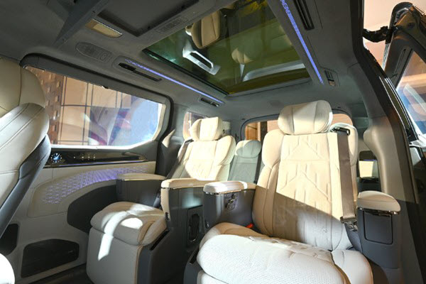 Zeekr 009 Flagship interior 4